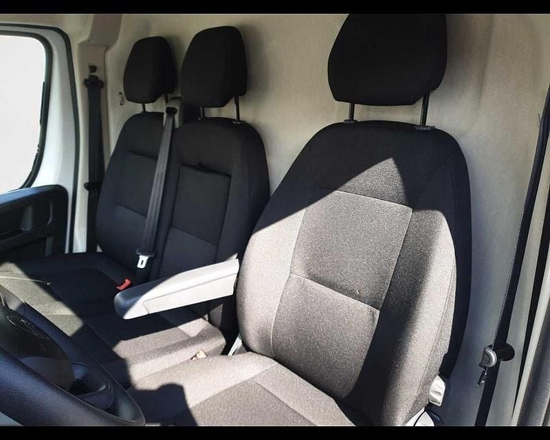 Usata Citroën Jumper 140 CV (102 kW) 2024 Bianco Monovolume