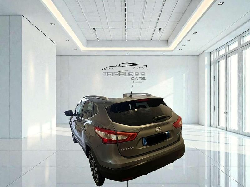 Usata Nissan Qashqai Tekna 110 CV (80 kW) 2016 Grigio SUV