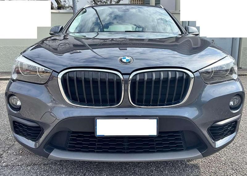 Usata BMW X1 Advantage 150 CV (110 kW) 2016 Grigio SUV