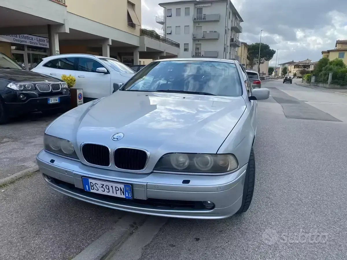 Usata BMW 530 193 CV (141 kW) 2001 Grigio Berlina