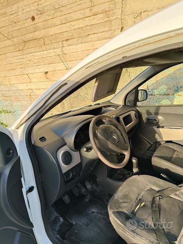 Usata Dacia Dokker 75 CV (55 kW) 2017 Bianco Monovolume