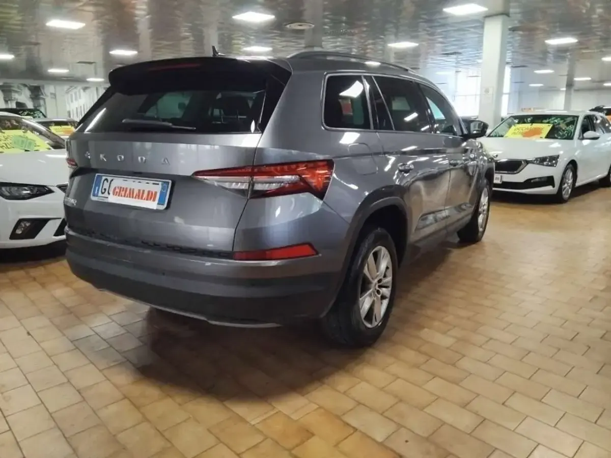 Usata Skoda Kodiaq Executive 150 CV (110 kW) 2022 Grigio grafite / metallizzato SUV