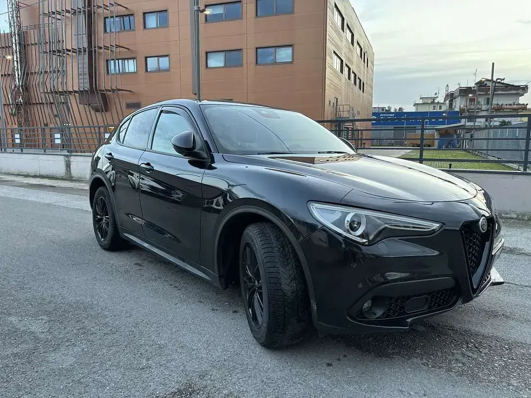 Usata Alfa Romeo Stelvio Business 150 CV (110 kW) 2018 SUV