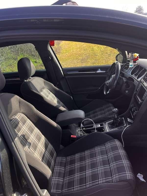 Usado VW Golf VII Sound 184 CV (135 kW) 2016 Utilitario