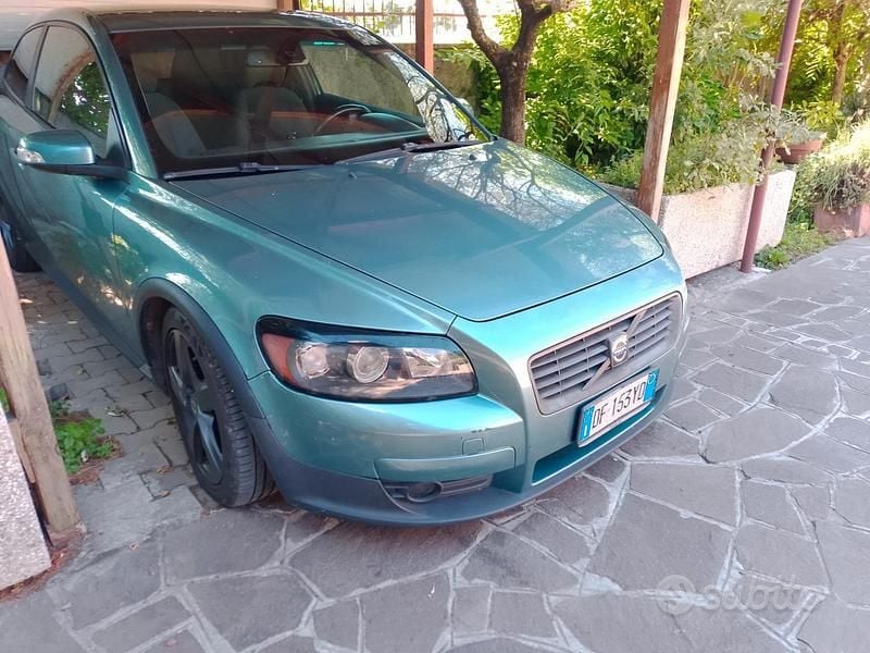 Usata Volvo C30 2007 Blu Utilitaria