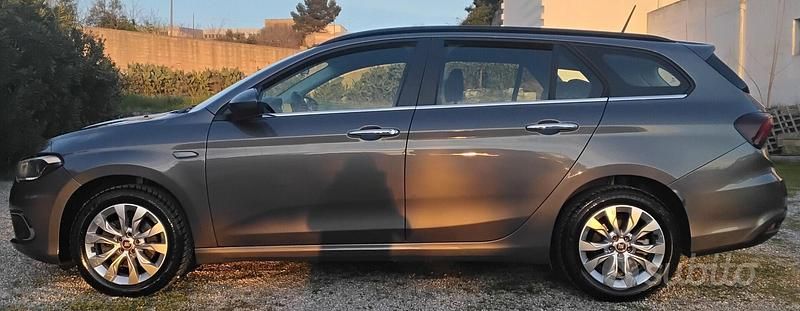 Usata Fiat Tipo Lounge 120 CV (88 kW) 2020 Grigio Station wagon