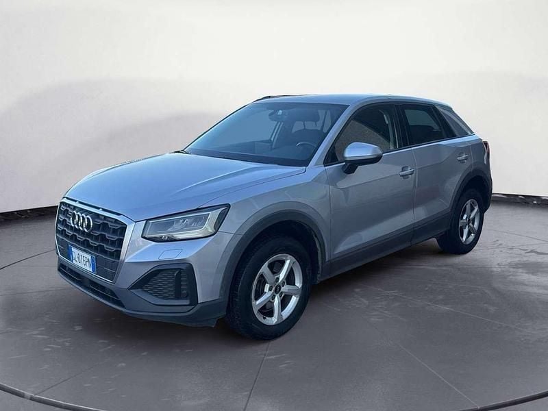 Grigio Usata 2022 Audi Q2 Business SUV | 28.750 € (Buon prezzo) - Immagine 1/4
