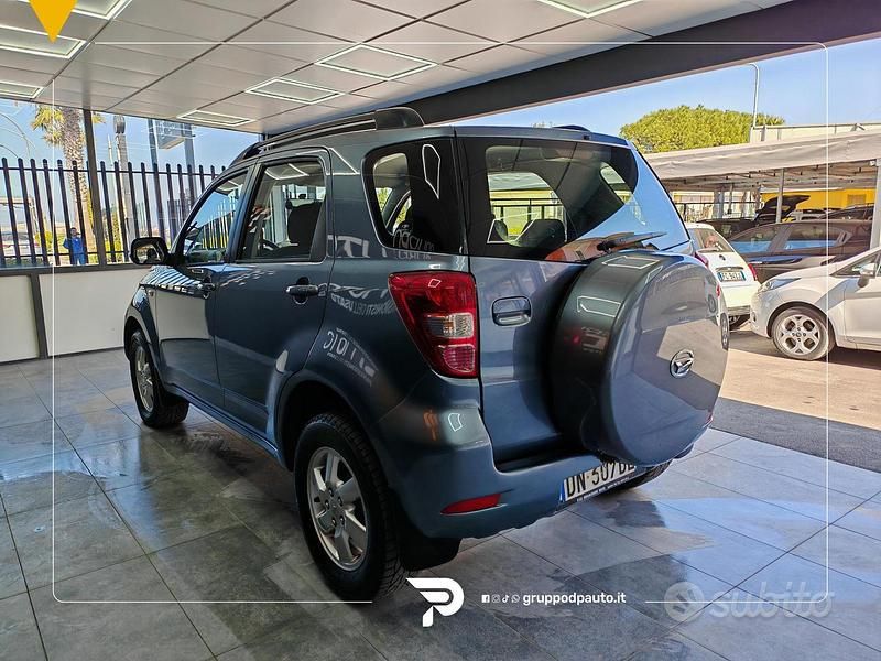 Usata Daihatsu Terios 105 CV (77 kW) 2008 Grigio SUV