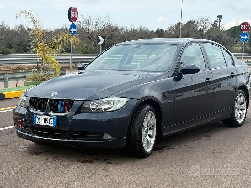 Usata BMW 320 M Sport 177 CV (130 kW) 2008 Blu Berlina