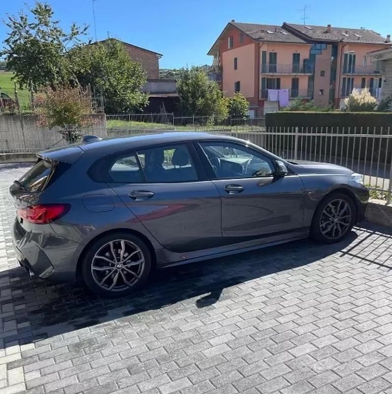 Usata BMW 118 M Sport 150 CV (110 kW) 2021 Grigio Utilitaria