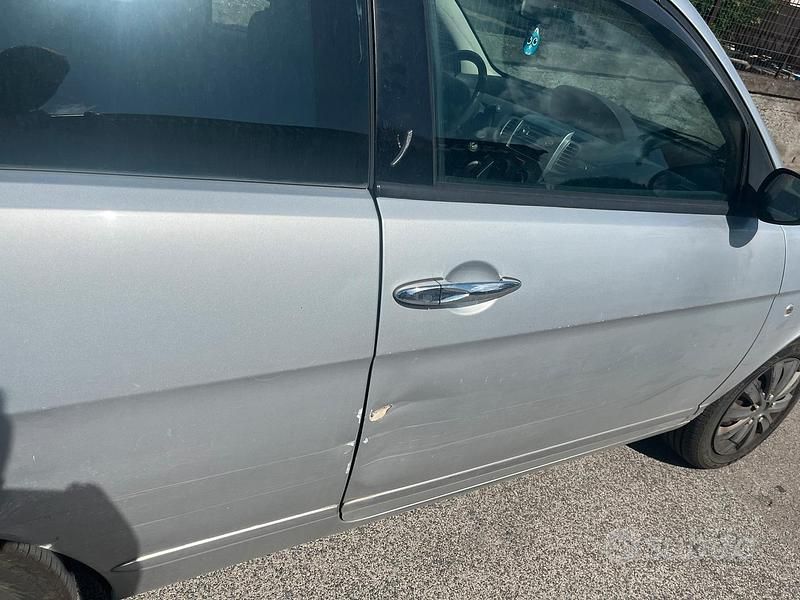 Usata Lancia Ypsilon 77 CV (56 kW) 2008 Utilitaria