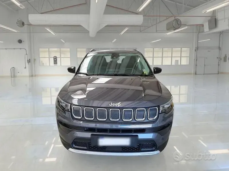 Usata Jeep Compass Limited 130 CV (95 kW) 2023 Grigio SUV