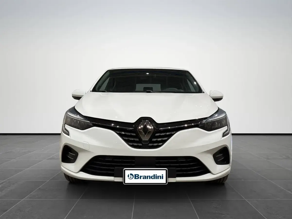 Usata Renault Clio V Intens 67 CV (49 kW) 2021 Bianco Berlina