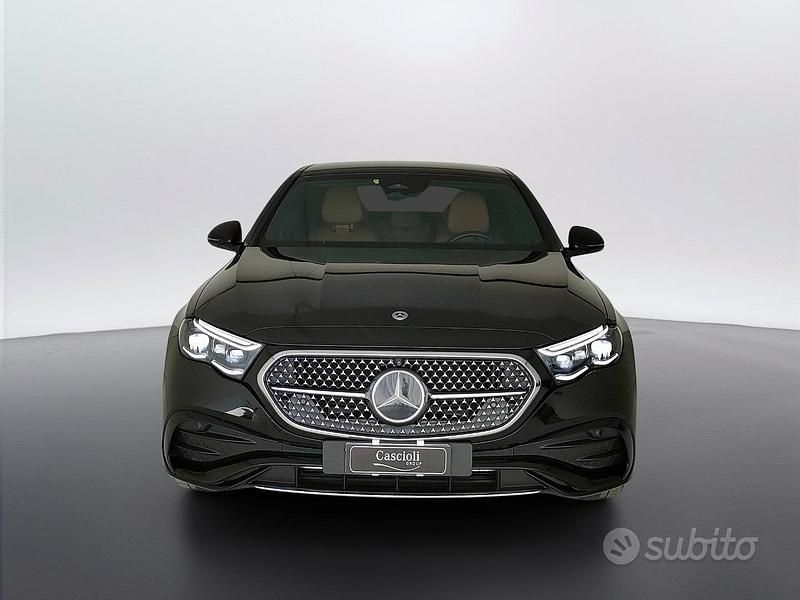 Usata Mercedes E220 Advanced Plus 197 CV (144 kW) 2024 Nero Berlina
