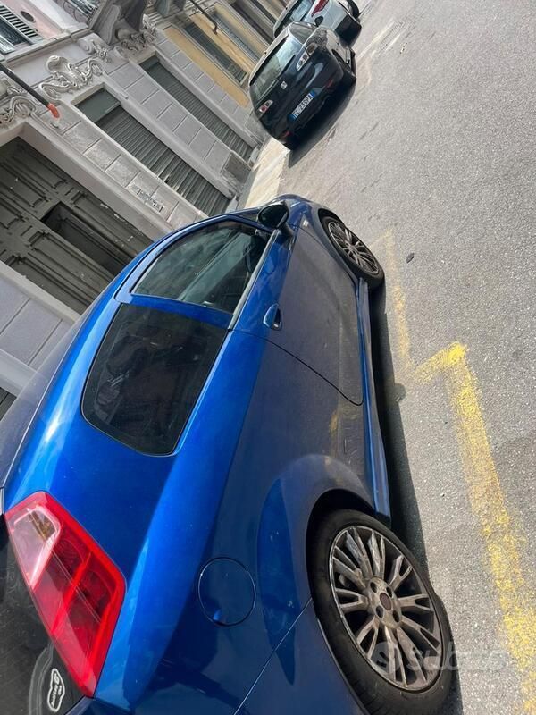 Blu Usata 2006 Fiat Grande Punto Sport Due volumi | 1800 € (Ottimo prezzo) - Immagine 1/4
