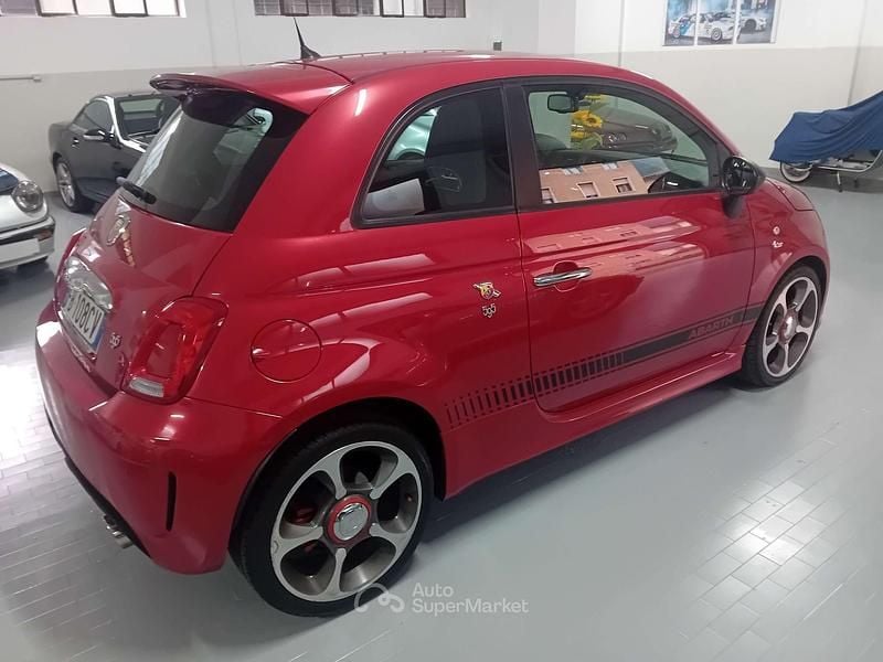 Usata Abarth 595 Custom 135 CV (99 kW) 2015 Rosso tristrato Utilitaria