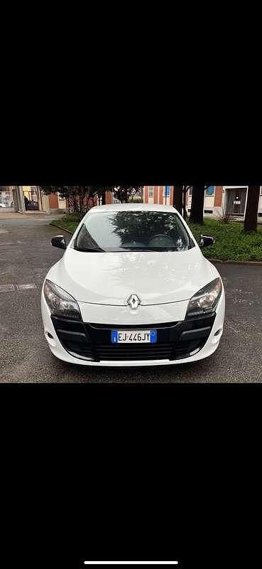 Usata Renault Mégane Coupé Bose Edition 131 CV (96 kW) 2011 Coupé