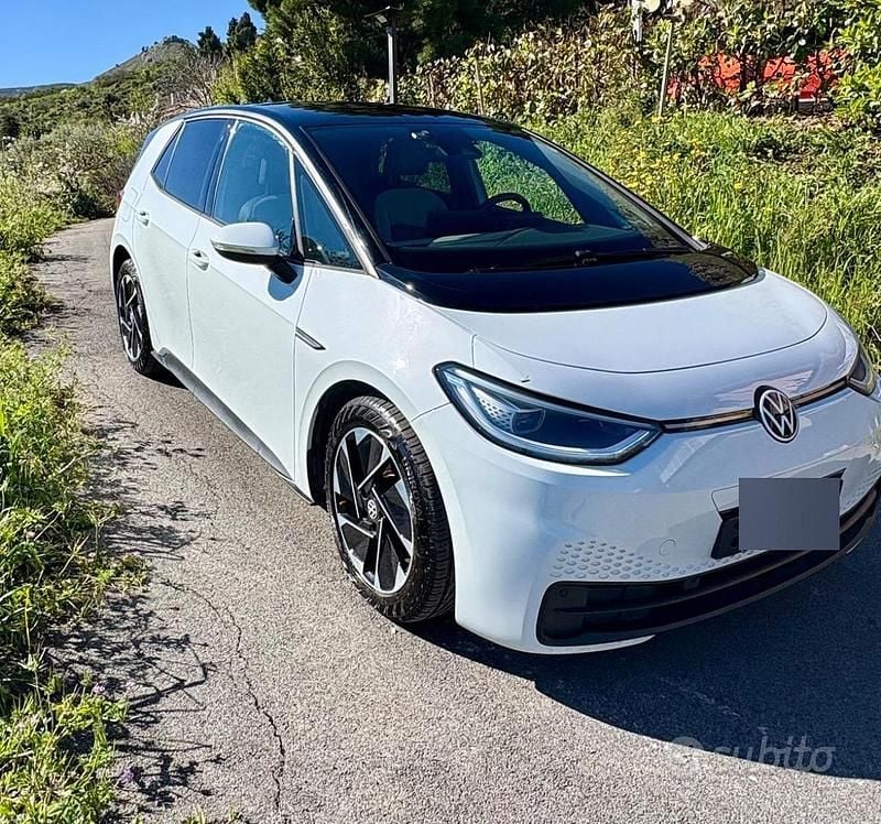 Usata VW ID.3 Pro 150 kW (204 CV) 2020 Bianco Utilitaria