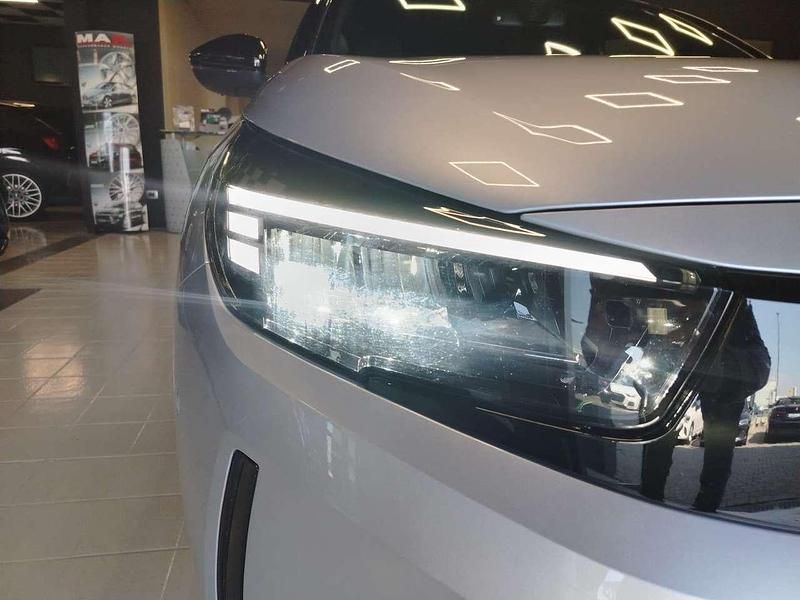 Usata Opel Corsa GS Line 101 CV (74 kW) 2025 Grigio tetto nero Utilitaria