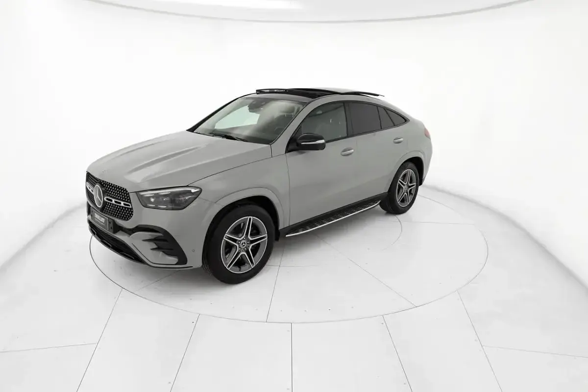 Usata Mercedes GLE300 AMG Line Premium 269 CV (197 kW) 2023 Grigio SUV