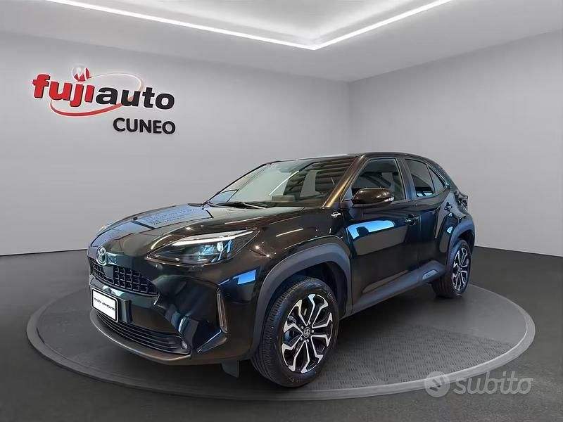 Usata Toyota Yaris Cross Trend 116 CV (85 kW) 2022 Nero SUV