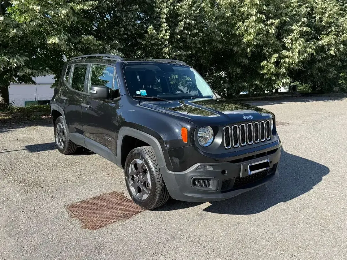 Usata Jeep Renegade Sport 120 CV (88 kW) 2017 Nero SUV