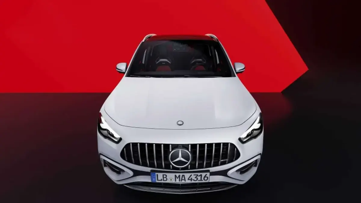 Usata Mercedes GLA35 AMG AMG Line Premium Plus 306 CV (225 kW) 2024 Argento SUV