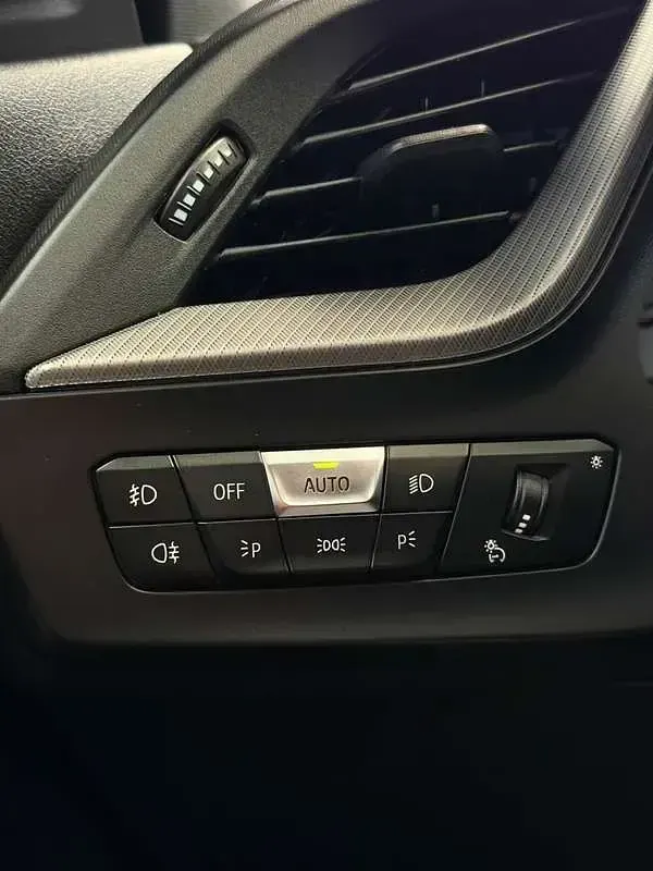 Gebraucht BMW 118 M Sport 136 PS (100 kW) 2024 Grau Kleinwagen