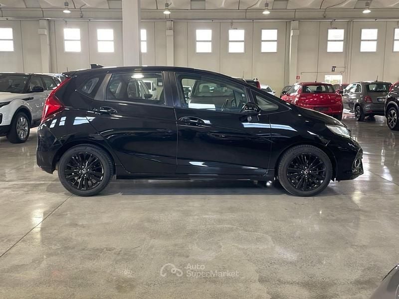 Usata Honda Jazz Dynamic 131 CV (96 kW) 2018 Nero Utilitaria