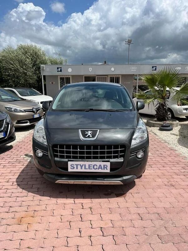 Usata Peugeot 3008 Business-Line 110 CV (80 kW) 2010 Grigio scuro SUV