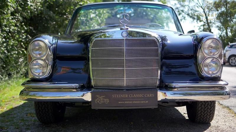 Usata Mercedes 300 SE 170 CV (125 kW) 1965 Blu Cabrio