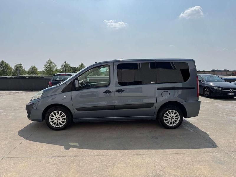 Usata Fiat Scudo 128 CV (94 kW) 2012 Blu/azzurro Furgone