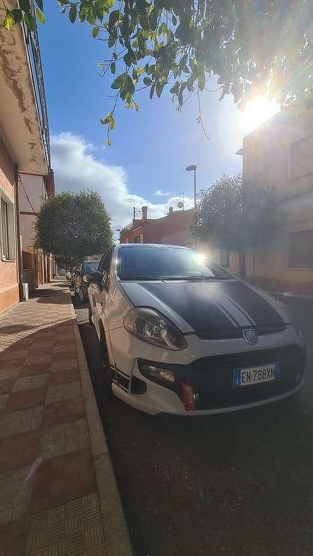 Usata Abarth Punto Evo 180 CV (132 kW) 2012 Grigio Utilitaria