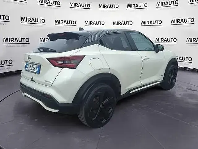 Gebraucht Nissan Juke 142 PS (104 kW) 2022 Weiß SUV