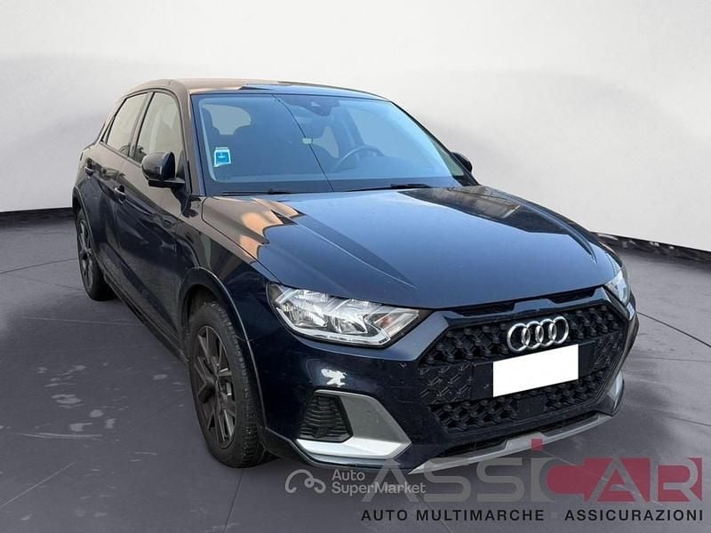 Blu/azzurro Usata 2020 Audi A1 Business Tre volumi | 16.900 € (Ottimo prezzo) - Immagine 1/4
