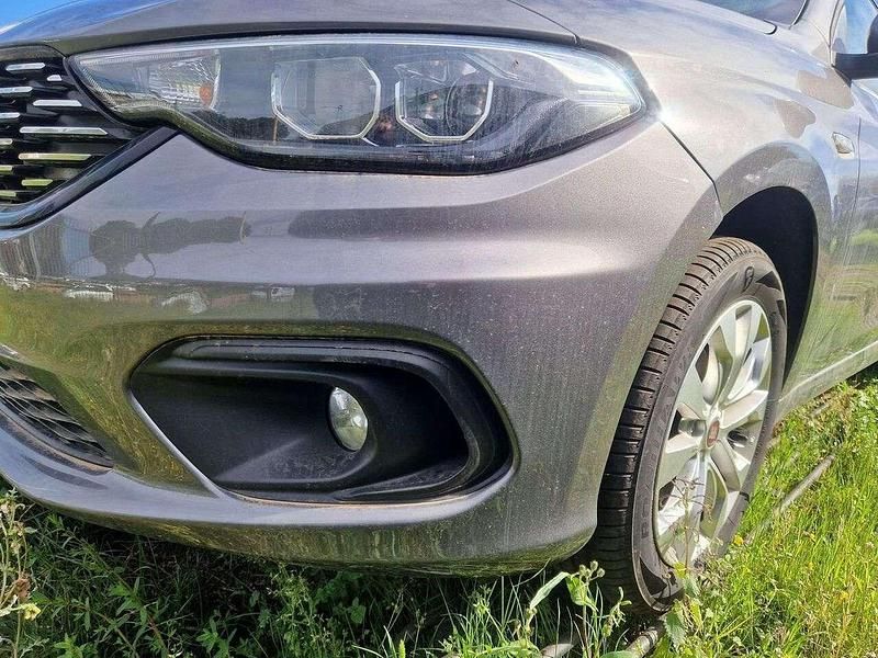 Usata Fiat Tipo City Life 95 CV (69 kW) 2022 Grigio colosseo Station wagon