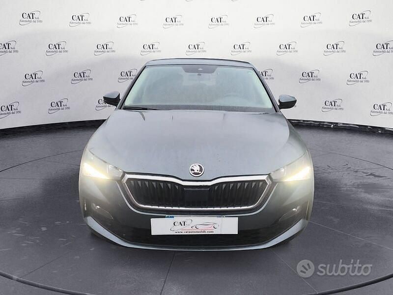 Usata Skoda Scala Ambition 116 CV (85 kW) 2020 Grigio Utilitaria