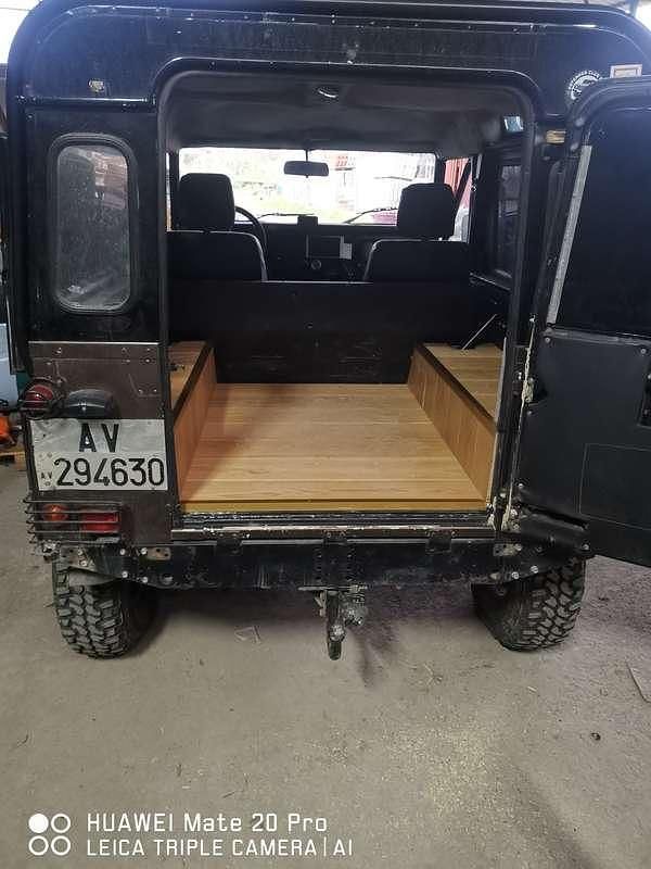 Usata Land Rover Defender 86 CV (63 kW) 1989 SUV
