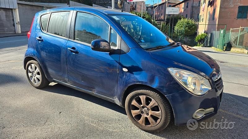 Usata Opel Agila Enjoy 65 CV (47 kW) 2009 Blu Utilitaria