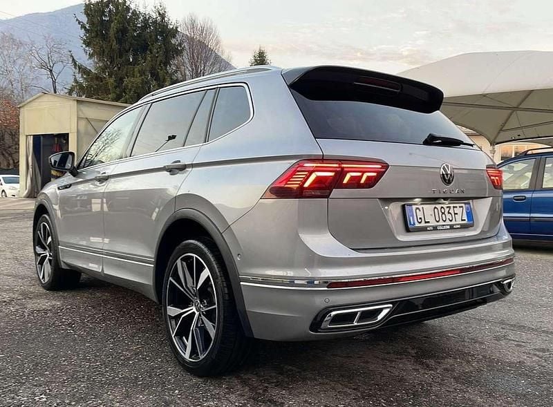 Usata VW Tiguan Allspace R-line 200 CV (147 kW) 2022 Grigio SUV