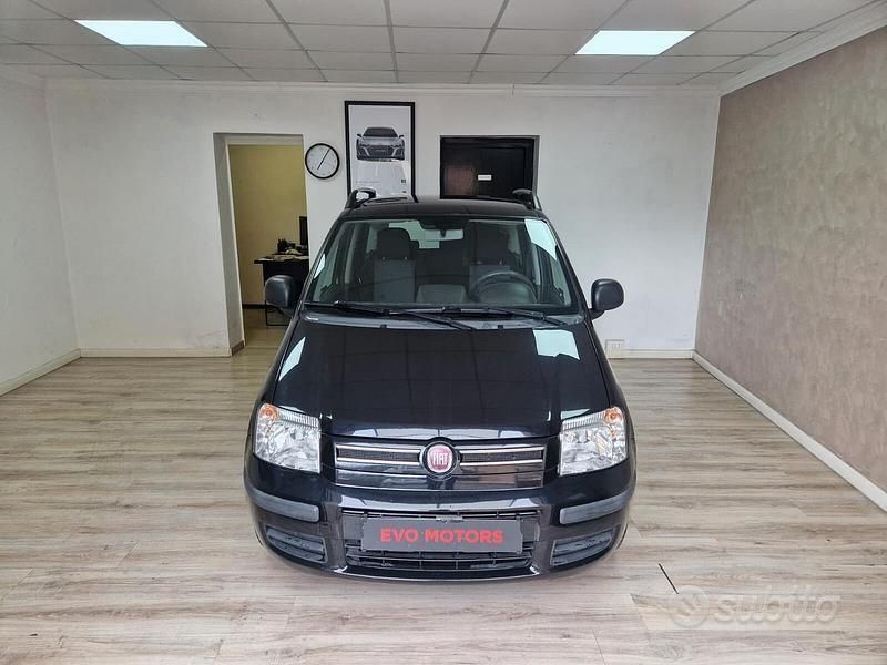 Usata Fiat Panda 69 CV (50 kW) 2011 Nero Utilitaria