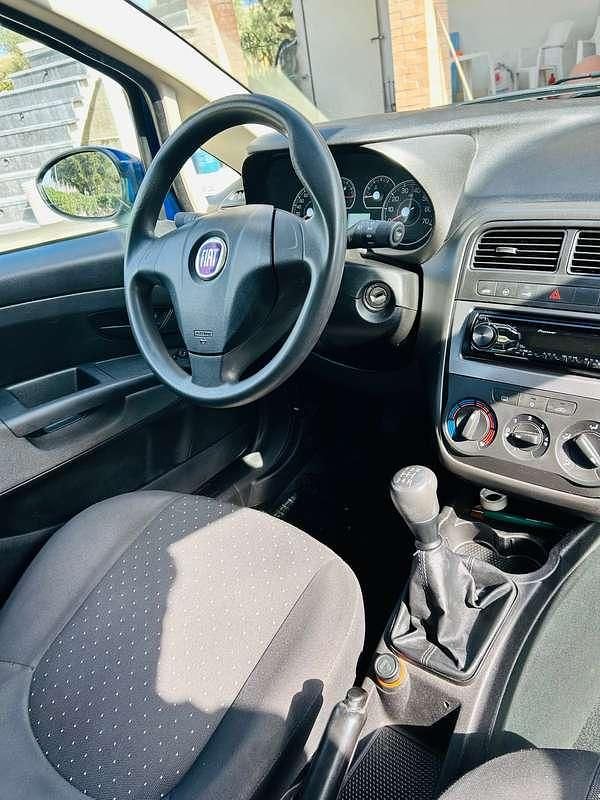 Usata Fiat Punto 69 CV (50 kW) 2008 Blu/azzurro Utilitaria