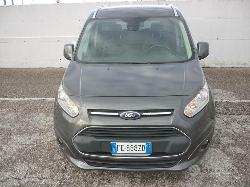 Occasion Ford Tourneo Titanium 120 ch (88 kW) 2016 Gris Monospace