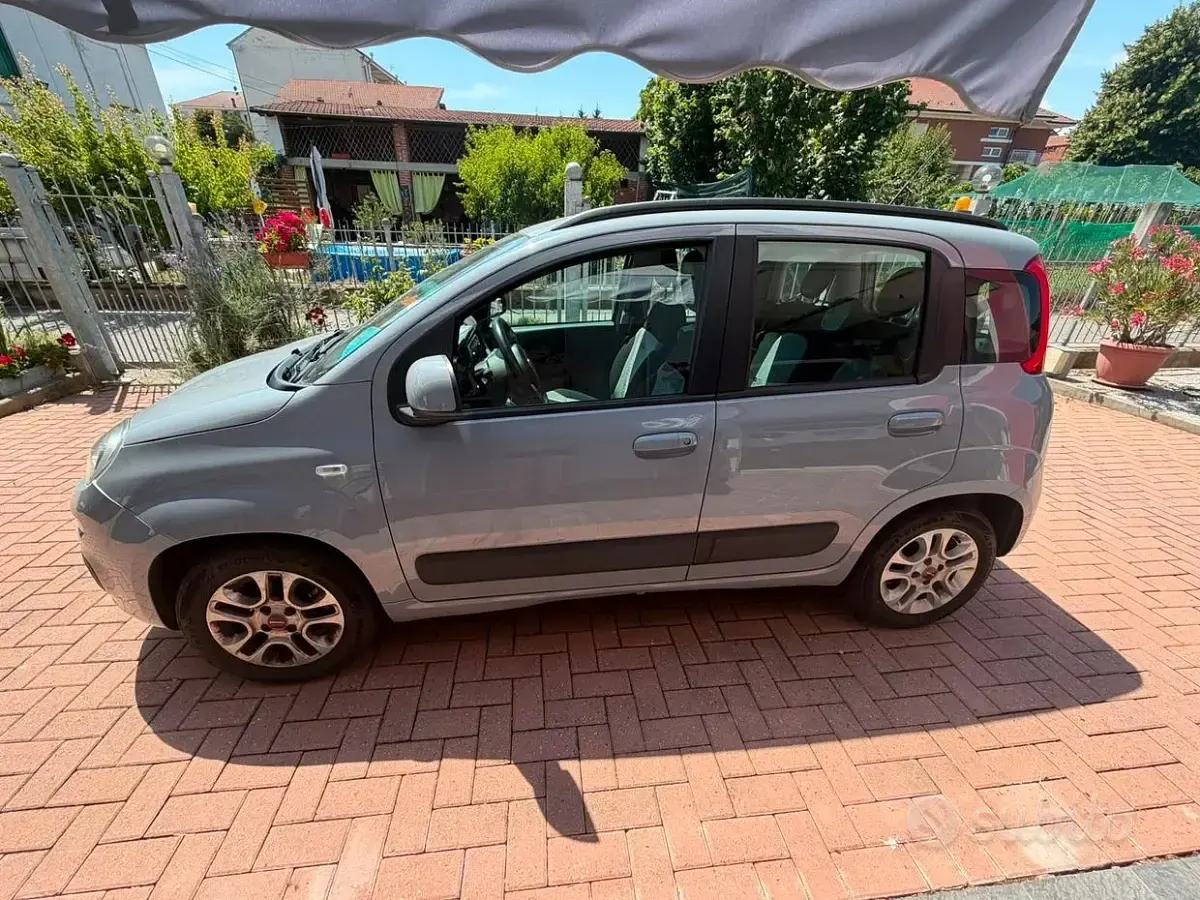 Usata Fiat Panda 69 CV (50 kW) 2019 Grigio Utilitaria