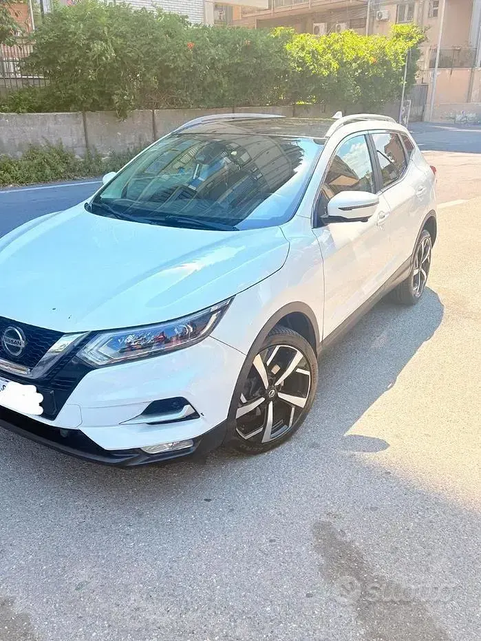 Usata Nissan Qashqai 2018 Bianco SUV
