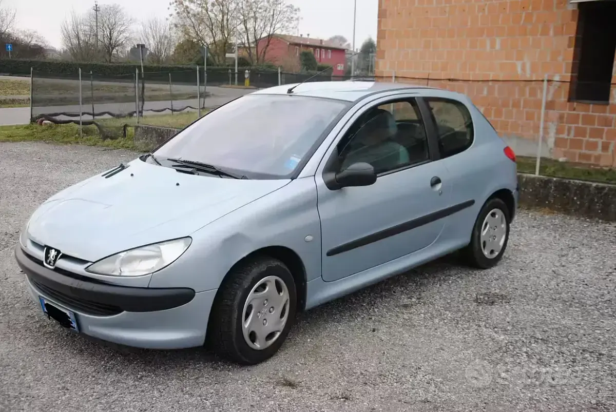 Usata Peugeot 206 2001 Grigio Utilitaria