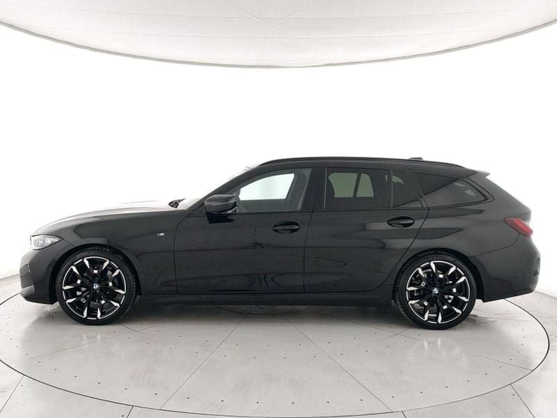 Usata BMW 320e M Sport 190 CV (139 kW) 2025 Nero Station wagon