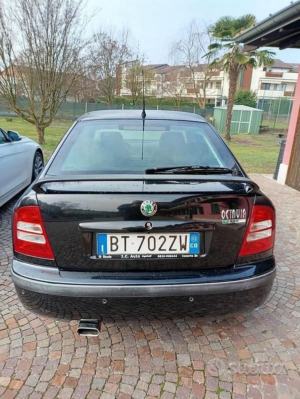 Usata Skoda Octavia RS 180 CV (132 kW) 2002 Nero Berlina