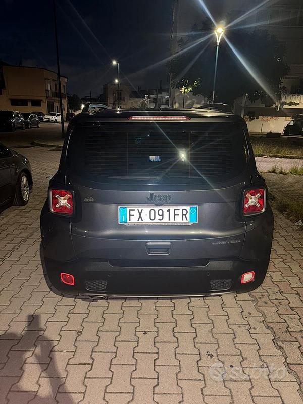 Usata Jeep Renegade 120 CV (88 kW) 2019 Grigio SUV