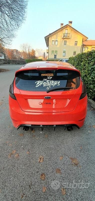 Usata Ford Fiesta ST 2013 Rosso Utilitaria